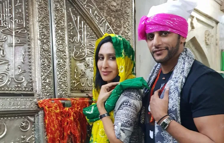 Karanvir And Teejay Visit Ajmer Sharif