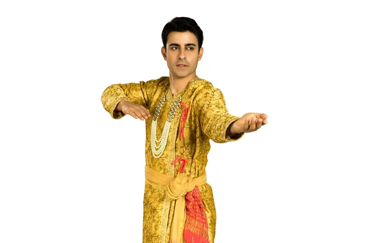 Gautam-Rode-Learns-Kathak-For-His-Upcoming-Play