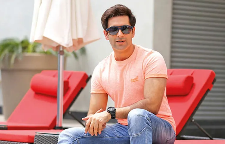 Nandish-Singh-Learns-The-Violin-For-Super-30!