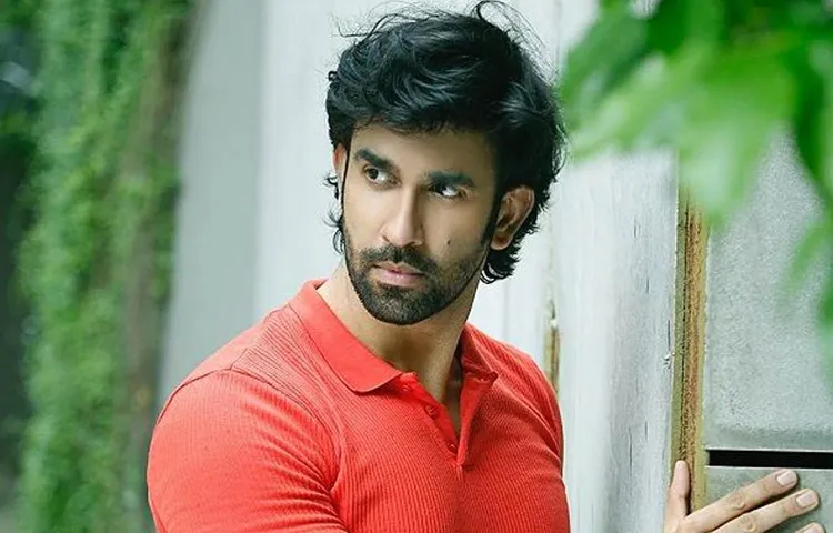 Sushmita-Sen’s-Brother,-Rajeev-Talks-About-His-Debut..