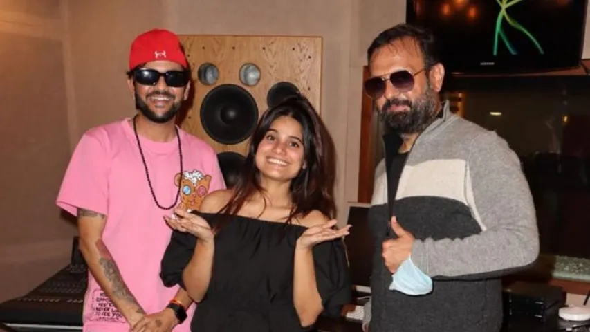 Recording of Mediamax Entertainment ‘s maiden song composed by Legendary DJ and music composer DJ Sheizwood song “DJ Baajan De” sung by Jyotica Tangri & MD Desi Rockstar