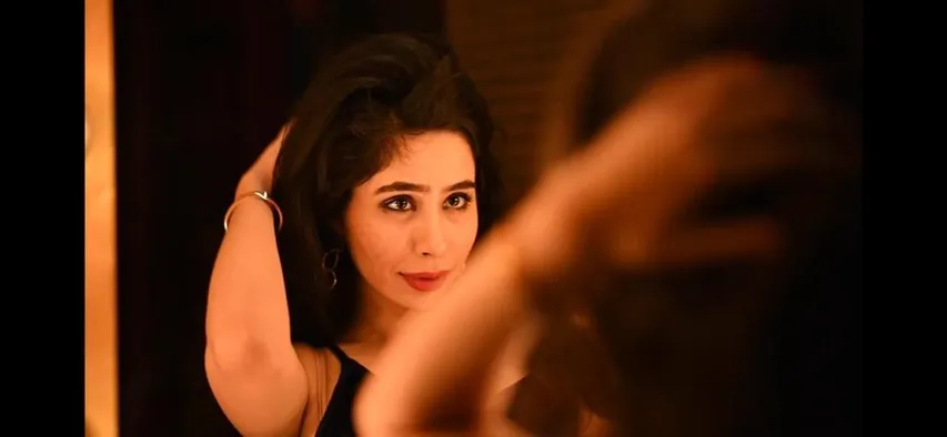 Himanee Bhatia starrer short film Roommates to be released on the OTT MX Player has created a buzz