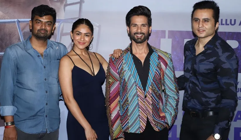 Shahid Kapoor gets Snapped during the Trailer Launch of "Jersey"