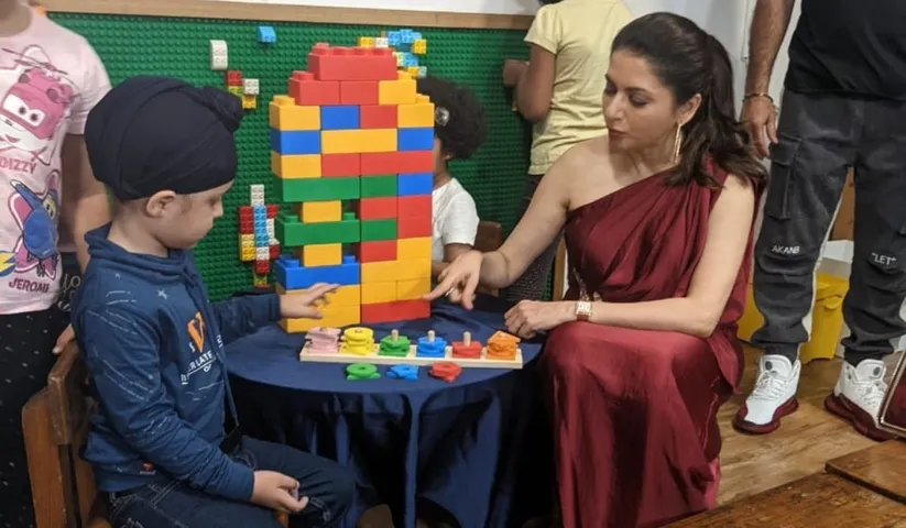 Actress Bhagyashree interacts with school kids; bats for reforms in the education system