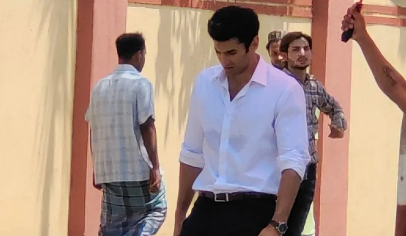 Aditya Roy Kapur sets temperatures soaring in these leaked pictures from The Night Manager