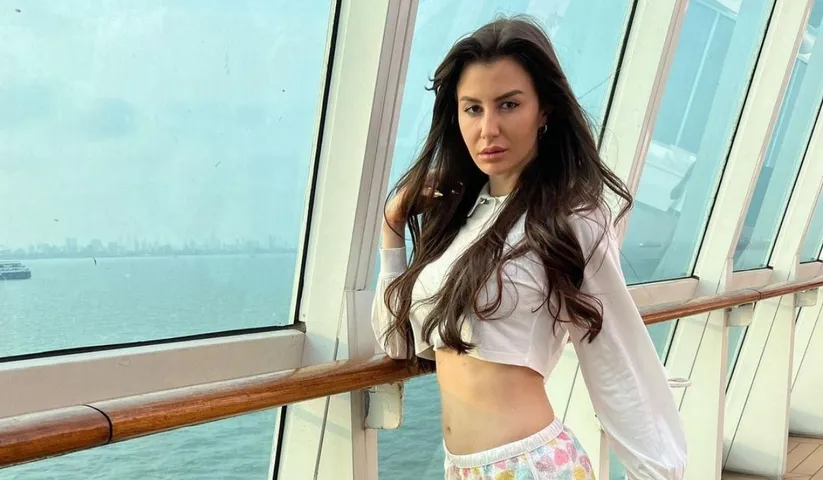 Actress Giorgia Andriani is soaking up the sun as she enjoys her vacation in Germany and shares some pictures. Check out the jaw-dropping pictures now