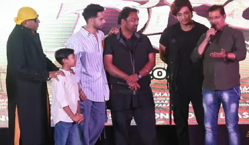 What does debut-actor Sahil M.Khan (of ‘Ganesh Acharya’s ‘Dehati Disco’) have in common with Varun Dhawan?