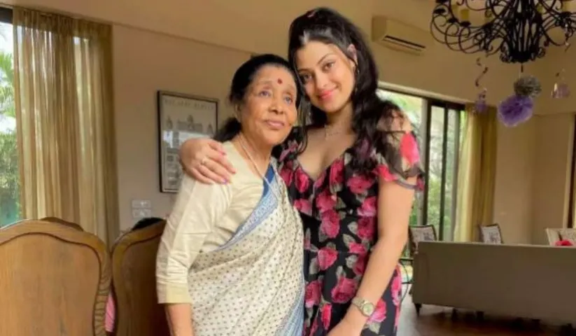 Singer Zanai Bhosle celebrated Mother's Day with grandmother legendary singer Asha Bhosle