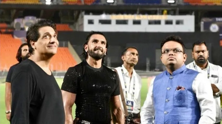 Shiamak Davar choreographs an electrifying performance for actor Ranveer Singh at the IPL 2022 final