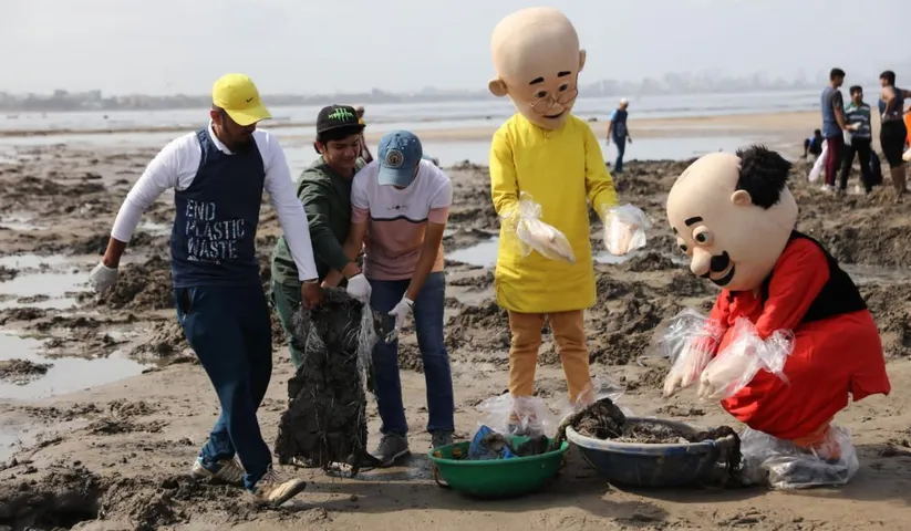 On World Environment Day , Nikitoons Motu-Patlu emphasized on the importance of protecting the environment by cleaning the beach