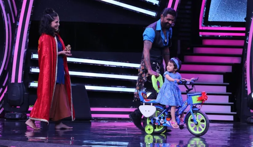 When DID Super Moms judge Remo D'Souza met his ex-assistant after six years as a contestant on the show!