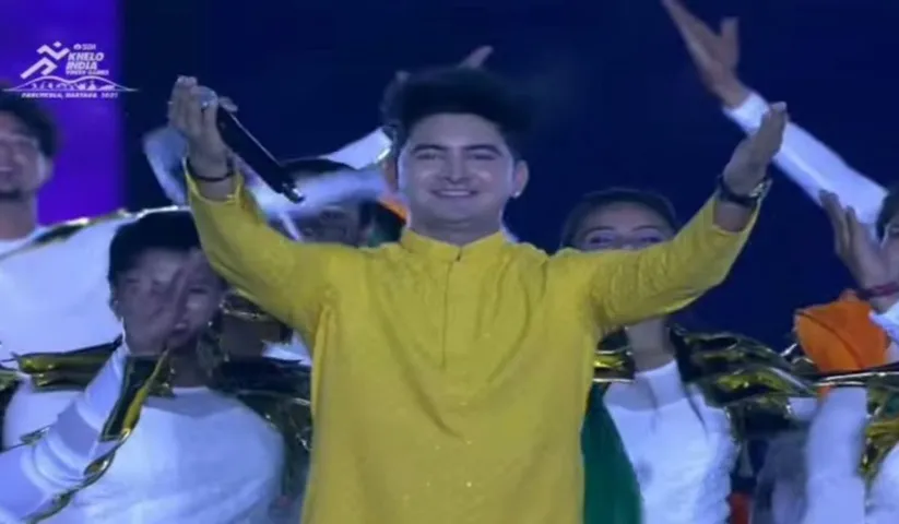 Singer Rishabh Chaturvedi Mesmerizes everyone during his performance at the opening ceremony of prestigious 'Khelo India' event... BY Mayank Mishra