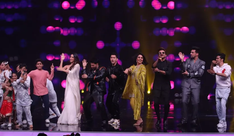 ‘Jug Jugg Jeeyo’ star cast featuring Varun Dhawan, Kiara Advani, and Anil Kapoor graces the set of COLORS’ ‘Dance Deewane Juniors’