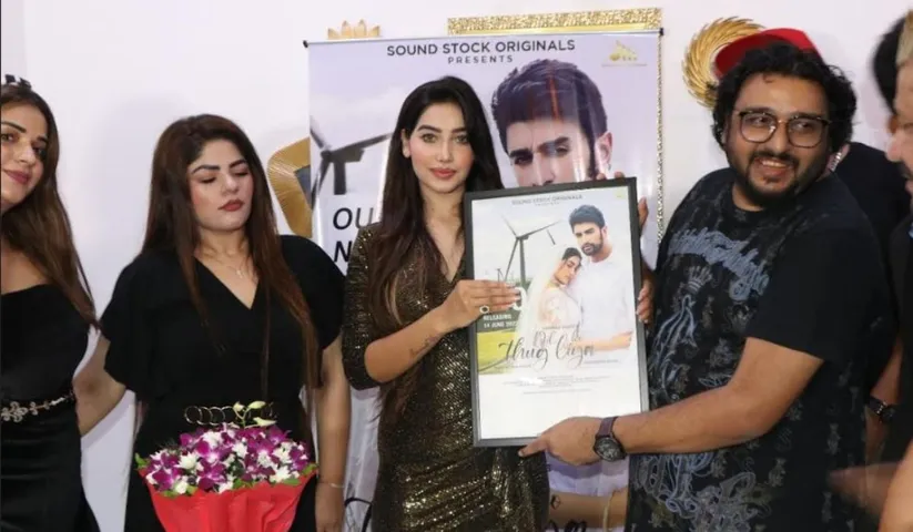 Bollywood sensation Khushboo Khan and Nishant Malkhani starrer song 'Dil Ko Thug Liya' is getting a lot of appreciation, 1 million views in a day
