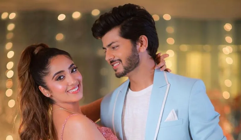Abhishek Nigam and Samriddhi Mehra’s much awaited romantic track of the year , Ye Adah releases and has been receiving a lot of appreciation ever since!