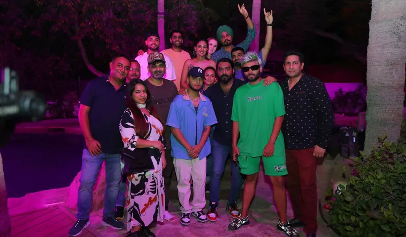 Jason Derulo, Urvashi Rautela, Dj Shadow Harnoor and Erica Fernandes complete the shoot of the song produced by Gaurang Doshi and directed by team B2gether Pros- Mahi Sandhu for his web series “7 Sense”