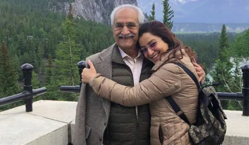 Tisca Chopra's father interrupted her while filming a video holding a Swimsuit.... BY Richa Mishra