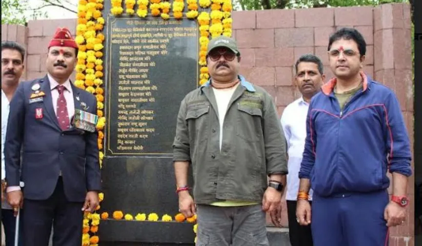 Producer-Director Neerraj Pathak announces biopic on Maratha war hero Madhusudhan Surve at Shivtar, Khed