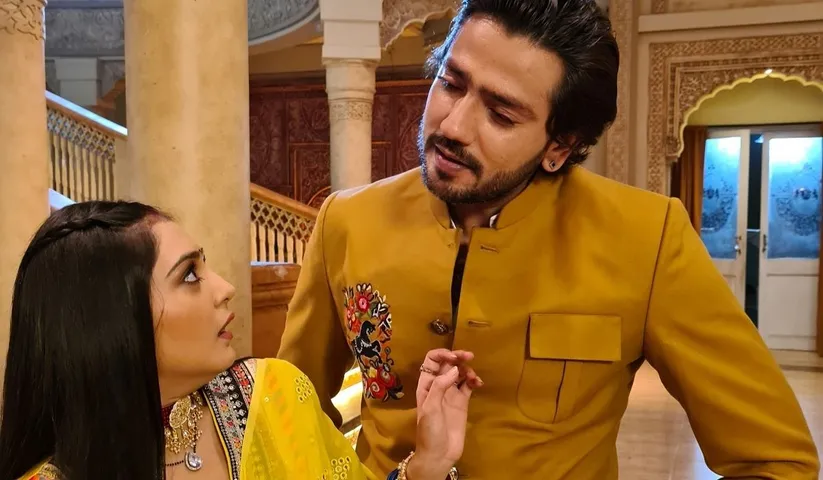 Anjali Tatrari gets pranked by Romil Chaudhary on the sets of Tere Bina Jiya Jaye Na