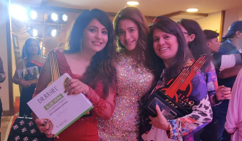 Sanjay and Binaiferr Kohli's 'Bhabiji Ghar Par Hai rocks at International Iconic Awards 2022!