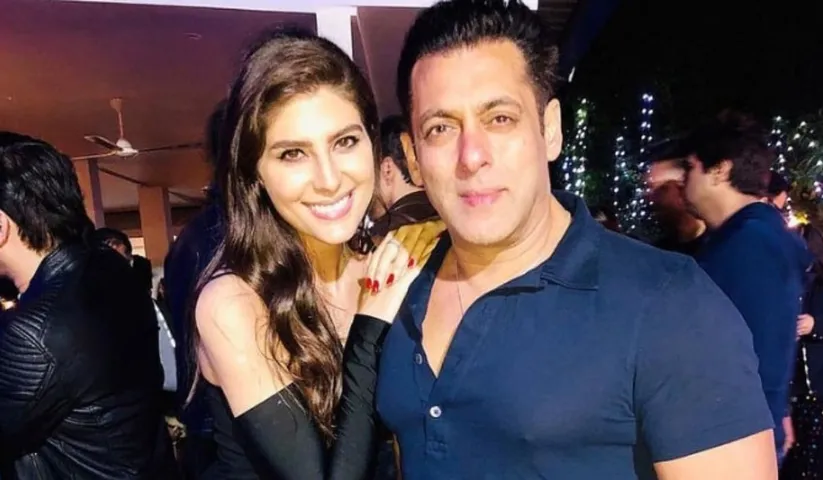 Salman Khan took to Instagram to support Elnaaz Norouzi's debut song 'La La Love'... BY Sulena Majumdar Arora