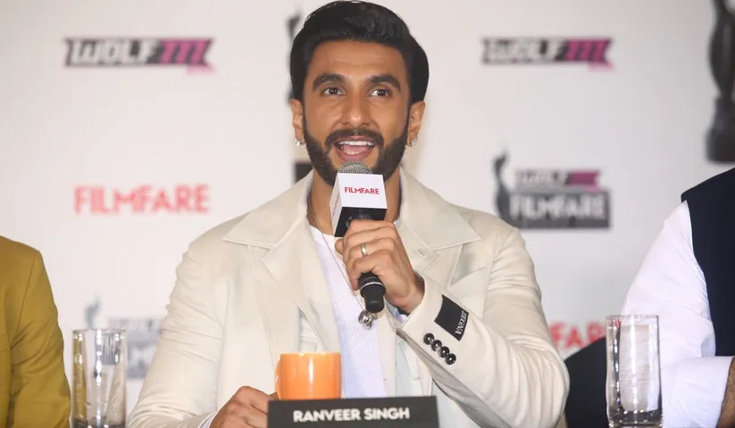 Hosting the Filmfare Awards 2022 is special for superstar Ranveer Singh. The actor reminisces about the bond he shares with the Black Lady