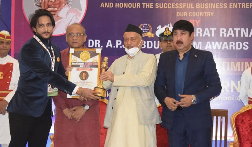 Actor Uday Rajveer Singh Awarded By Governor of Maharashtra Bhagat Singh Koshiyari Bharat Ratna APJ Abdul Kalam Award At Raj Bhavan Mumbai