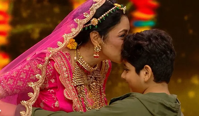 Rupali Ganguly's very own Natkhat Kanha, Rudransh Ganguly, graces 'Ravivaar with Star Parivaar'