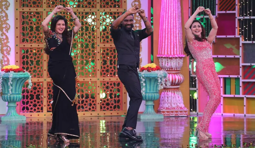 Remo, Bhagyashree and Urmila shake a leg on Bollywood’s famous song ‘Pinga’ on the sets of DID Super Moms