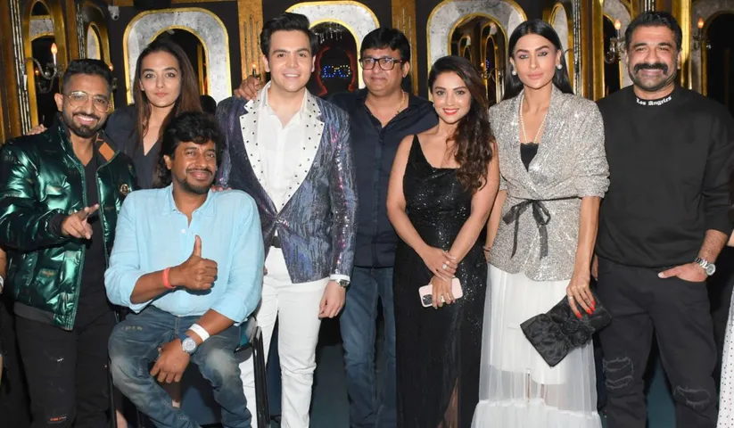 Raj Anadkat and Adaa Khan's musical love story 'Ho Gaya Hai Naal Tere Pyar' set the mood for Navratri