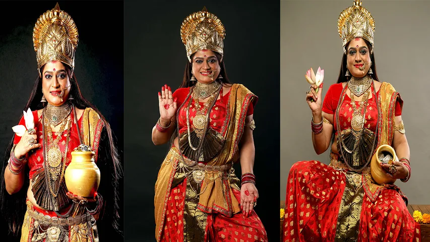 Bollywood actress Ekta Jain took the form of Maa Lakshmi.