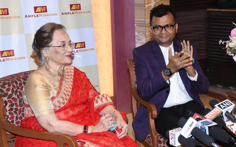 Smt. Asha Parekh
