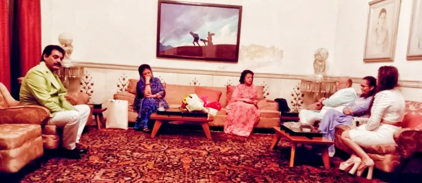 Meeting with H.H.Princess Asha Devi Gaikwad (Queen of Baroda)