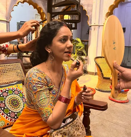 Neha Joshi (Yashoda, Doosri Maa)