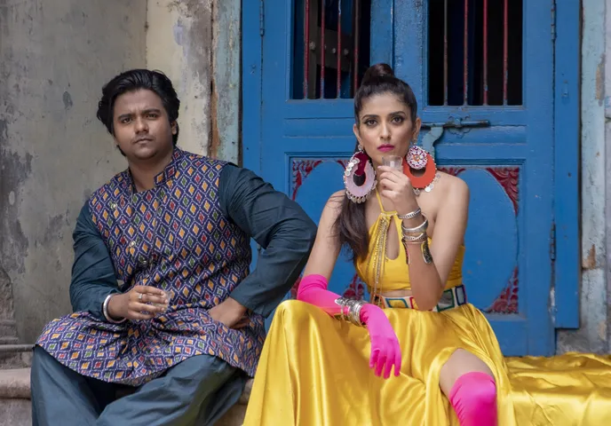 Anmol Jaswal and Angel Goyal in Machaao Music's Bedardi