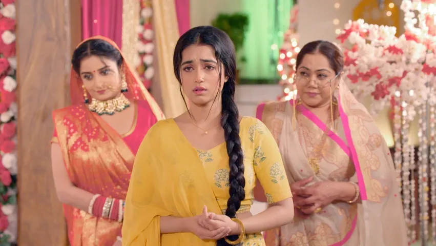 ‘Pyaar Ka Pehla Naam: Radha Mohan’: Will Radha be able to stop Mohan’s wedding?