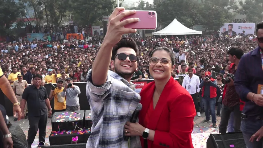 KAJOL,VISHAL JETHWA,DHWANI,REMO,RAGHAV JUYAL,CHINKI MINKI,RIDHIMA PANDIT,ALI ASGAR ATTEND THE MALAD MASTII SUNDAY FEST-01