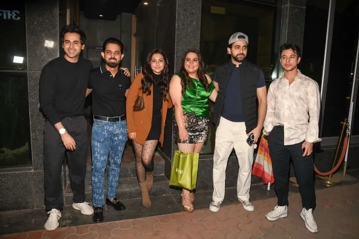 BLOW OUT THE CANDLES! Co-owner of the banner 4 Lions films & the youngest producer in the entertainment industry Karishma Jain celebrated her birthday with family & closest friends