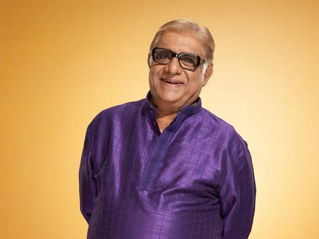Can a biography change course of the Wagle family, don’t miss watching Wagle Ki Duniya on Sony SAB?