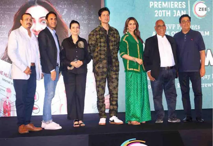 Hitting a record ‘sixer’, in just ‘nine’ months, star-actress Rakul Preet Singh seems maha-excited ! With her daring role of a sex-education teacher and condom-tester in latest ZEE5 ‘Chhatriwali’ ! - Chaitanya Padukone