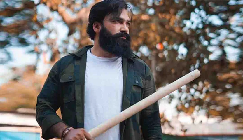 <strong>Shiv Aryan is spreading his charm from Bollywood to South films</strong>