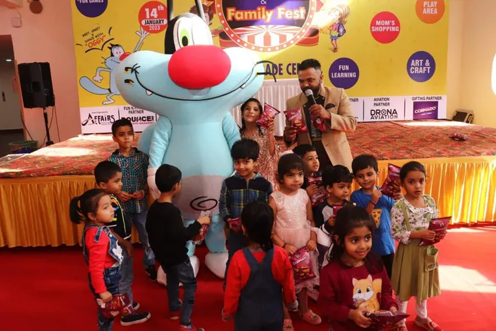 Oggy kids’ most loved toon enjoyed Makar Sankranti doing his most favorite thing – spreading joy