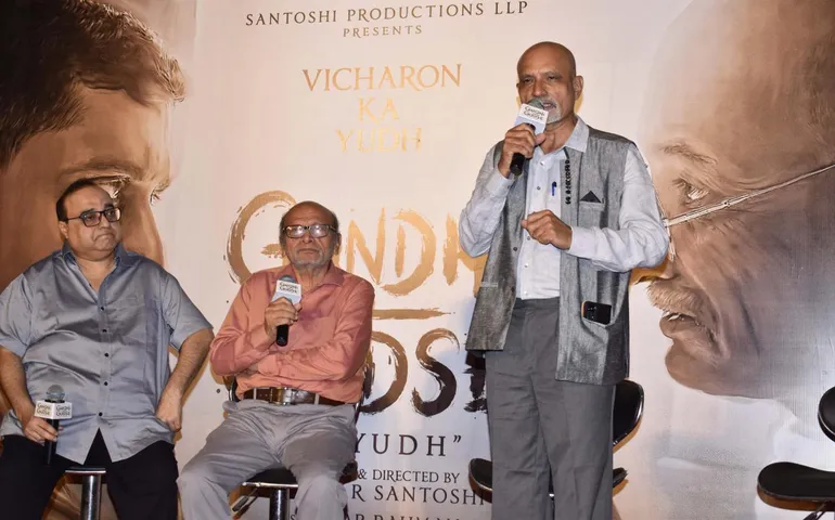 Anupam Kher surprises Shiv Shastri Balboa fans by selling tickets at PVR Box-office