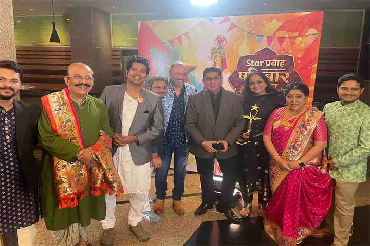 Rajan Shahi & team (4)
