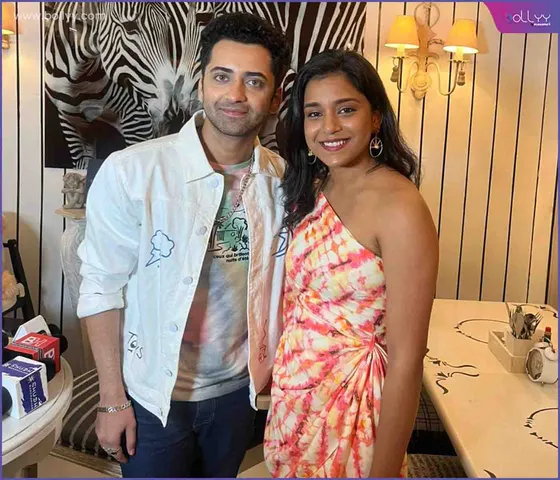 Sumbul Touqeer and Sumedh Mugdalkar Steal Hearts in their Romantic Collaboration in a Mesmerizing Music Video, 'Saazishen'