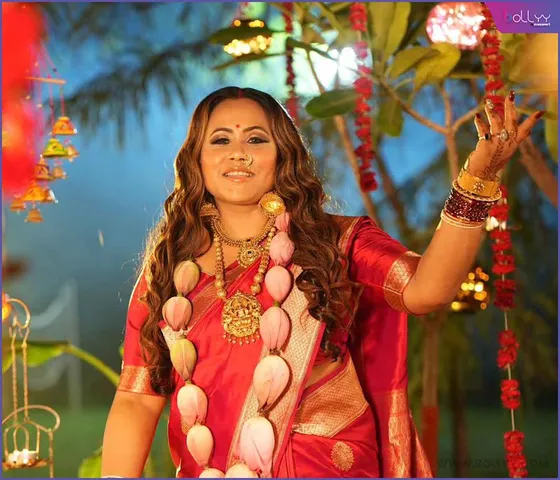 Manndakini Bora's 'Shree Mahalaxmi Mantra' is a heartfelt dedication to the goddess of wealth and prosperity