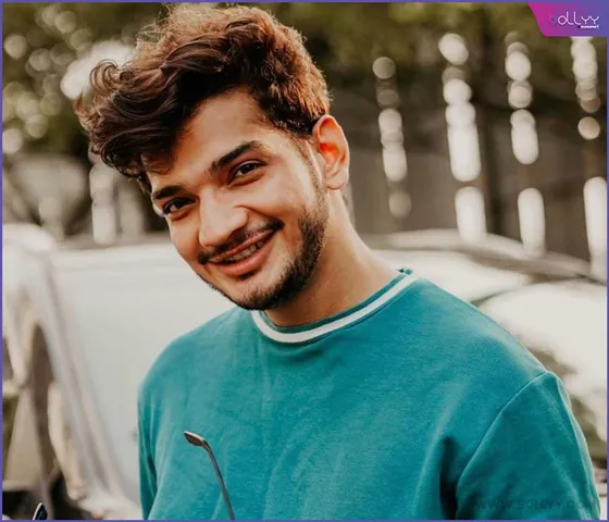 I haven't spent my one month here by sleeping and changing clothes," says Munawar Faruqui to Vicky Jain during nominations task