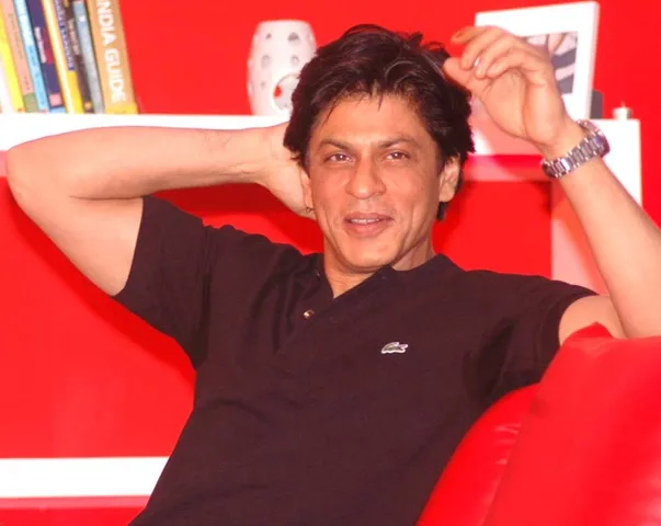 BIRTHDAY SPECIAL: EK DILWAALA AUR USKI DIL BEHLAANE VAALI KUCH BAATEIN ... LI PETER JOHN 