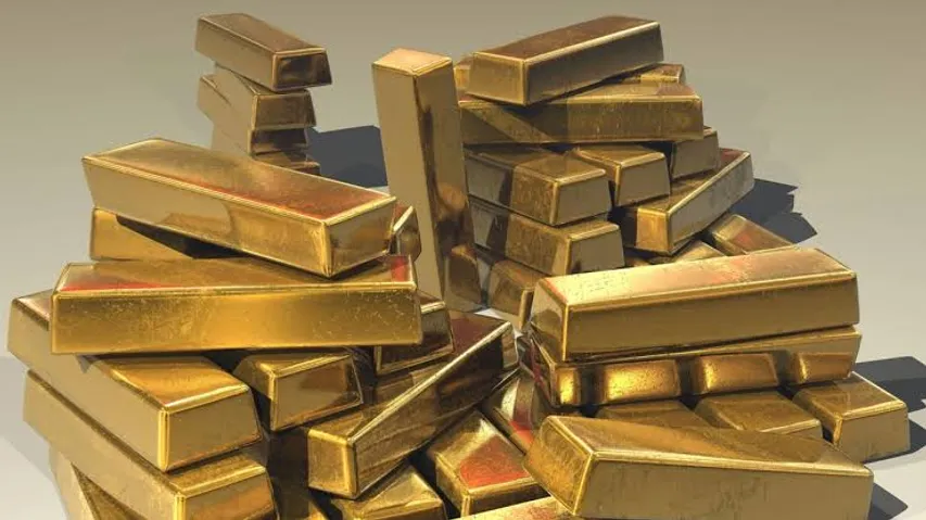 MCX Gold for December 5 expiry hit its fresh record high of ₹78,260 per 10 grams, while MCX Silver for Dec 5 expiry rose to a fresh all-time high of ₹98,224 per kg