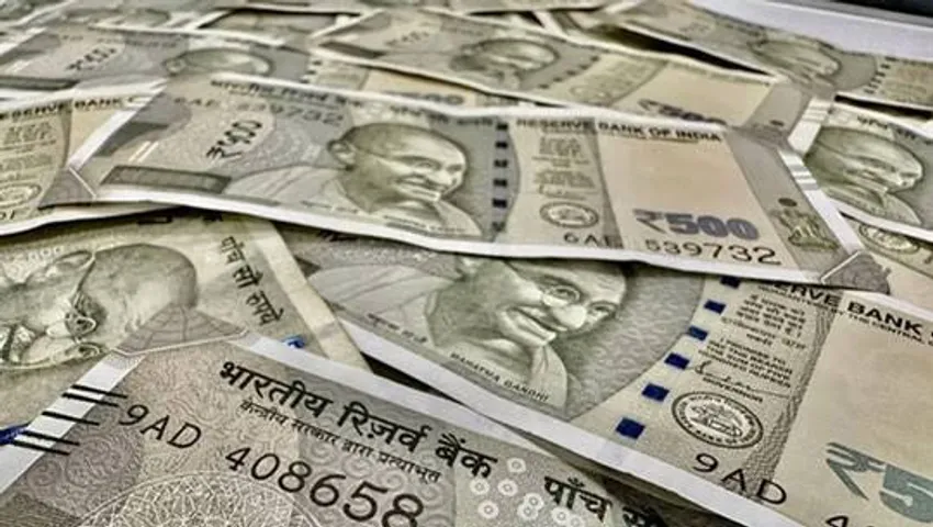 7 Cr cash headed for Ahmedabad seized at Gujarat–Rajasthan border